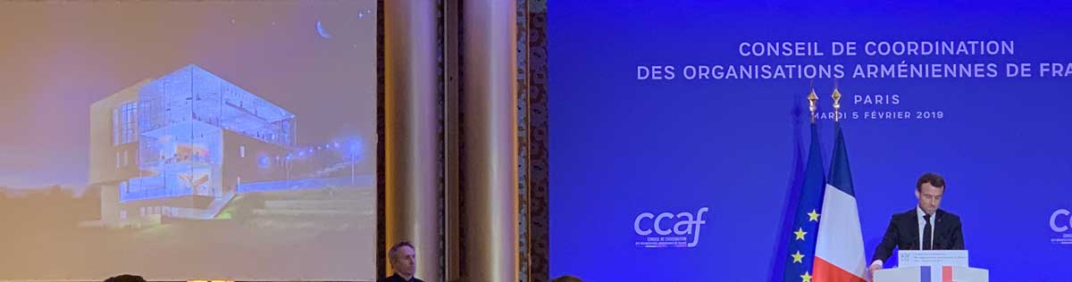 Le Président Emmanuel MACRON donnant un discours lors du dîner du CCAF le 5 février 2019